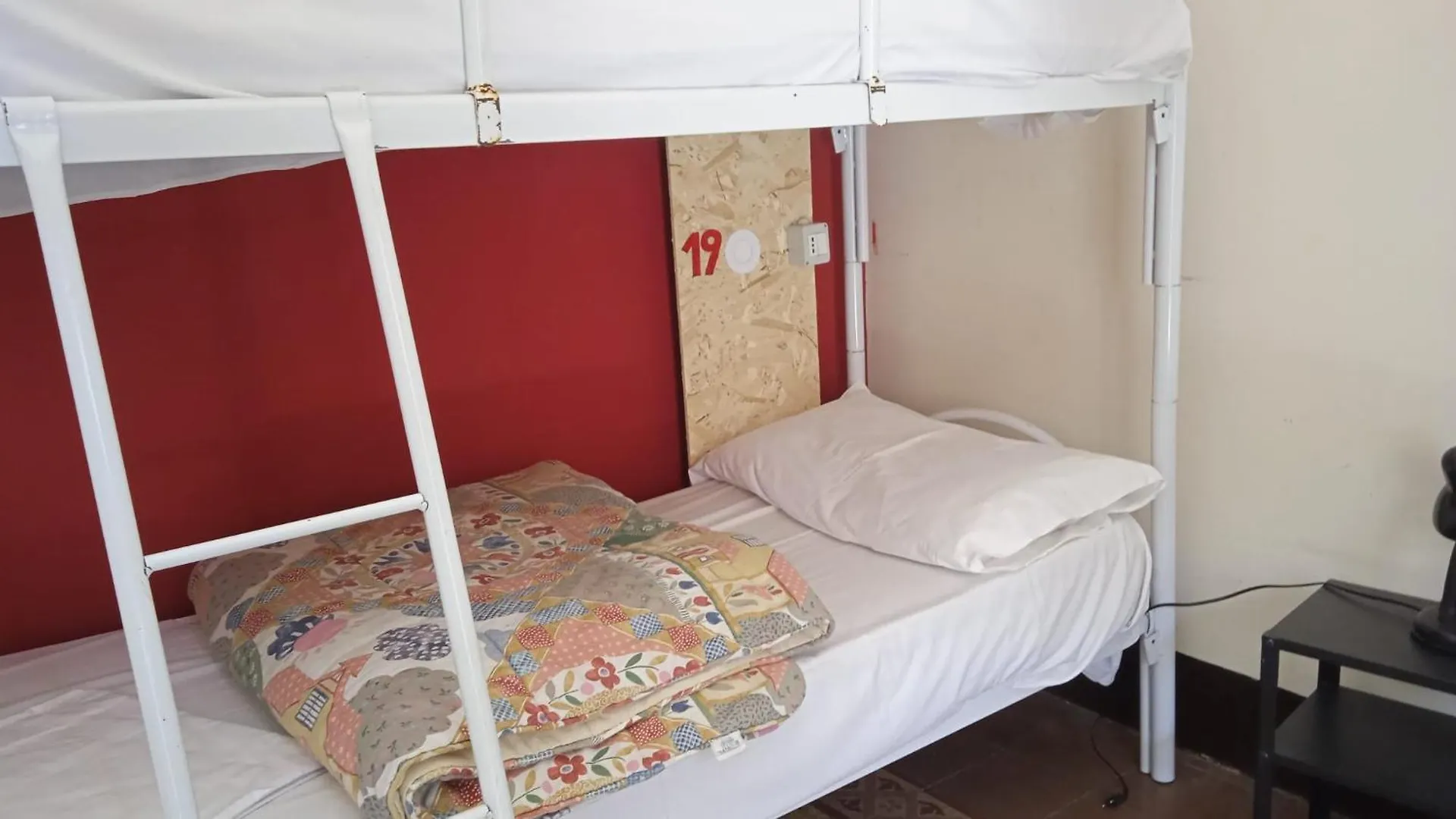 Sunshine Hostel Palermo