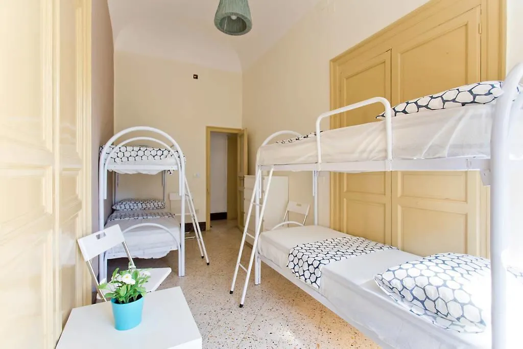 Sunshine Hostel Palermo