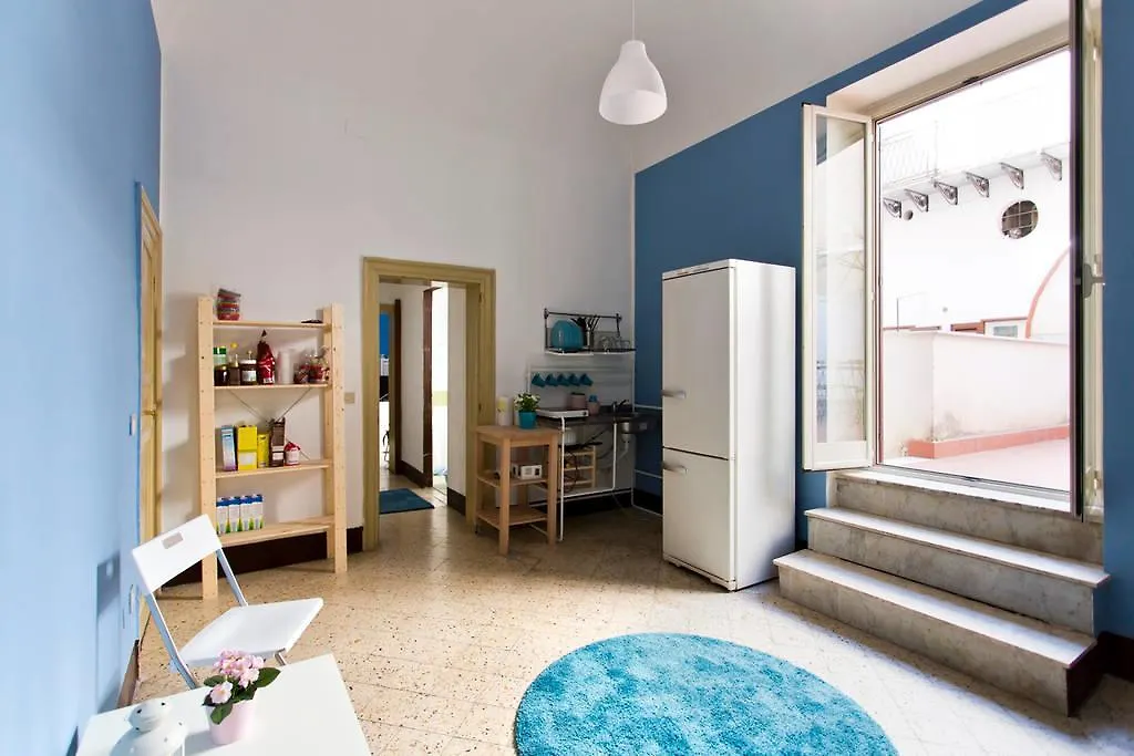 Sunshine Hostel Palermo
