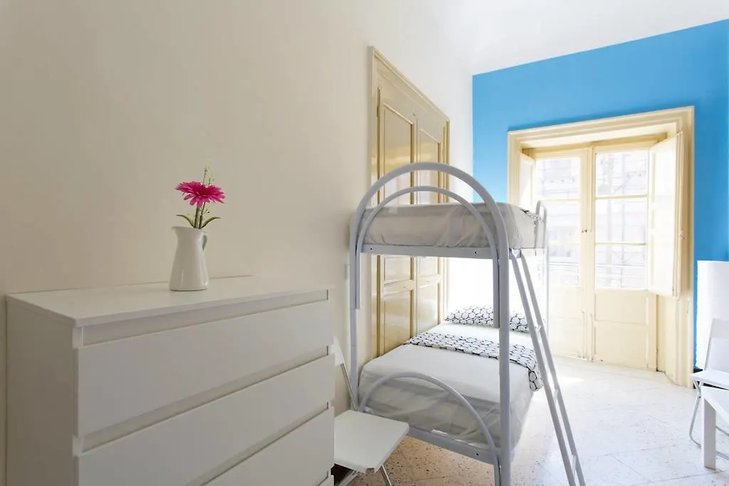 Sunshine Hostel Palermo